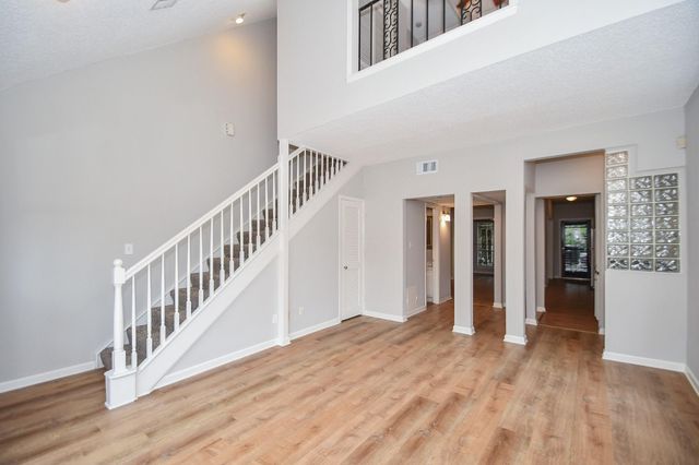 3010 Helena Street, Houston, TX 77006