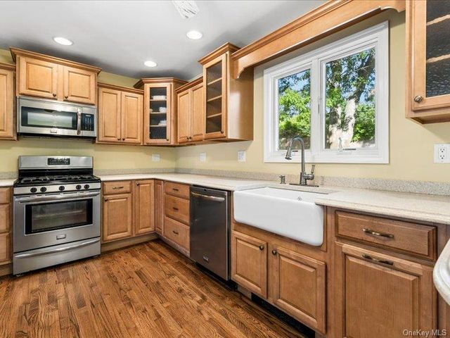 52 Brilner Drive, Smithtown, NY 11787