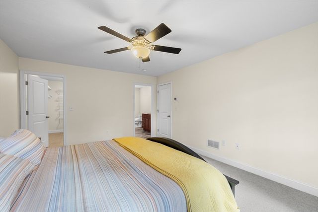 11 Checkerberry Ln, Chelmsford, MA 01824