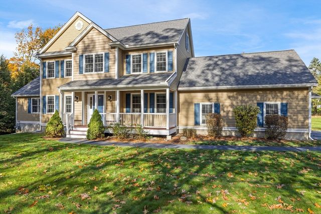 11 Checkerberry Ln, Chelmsford, MA 01824