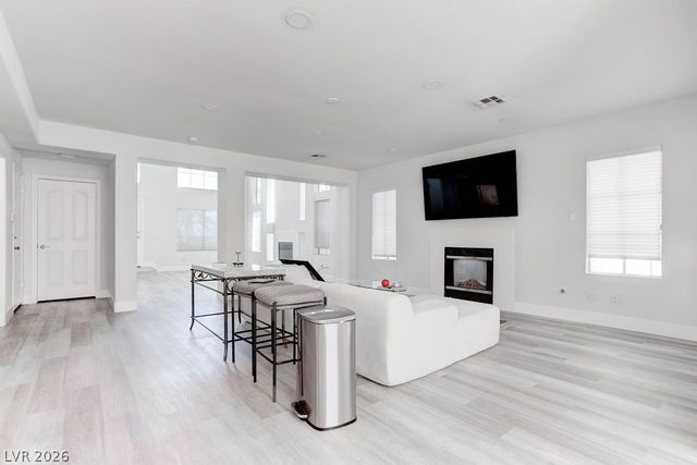 1 Rising Sun Court, Henderson, NV 89074