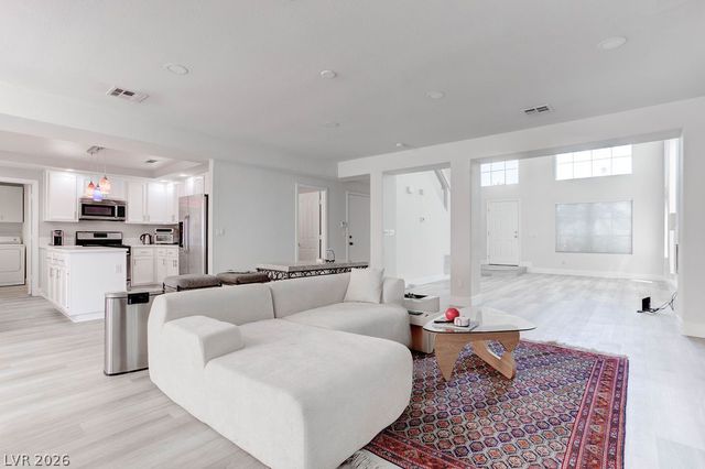 1 Rising Sun Court, Henderson, NV 89074