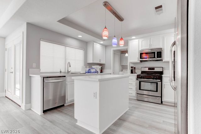 1 Rising Sun Court, Henderson, NV 89074