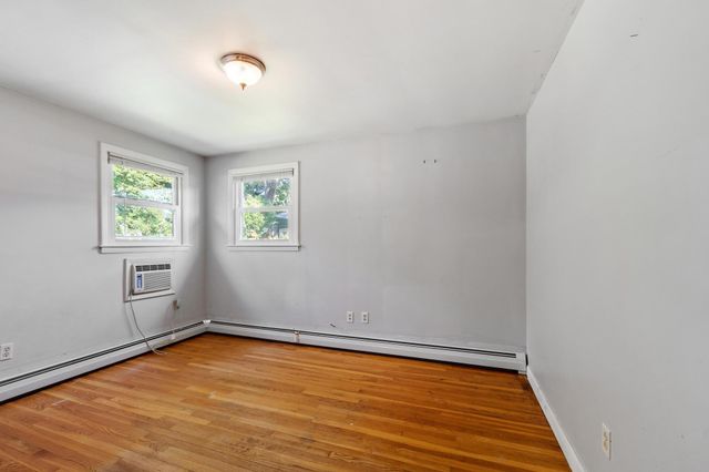 7 Mack Street, Bedford, NH 03110