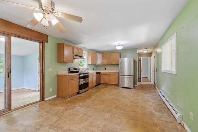 7 Mack Street, Bedford, NH 03110