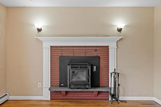 7 Mack Street, Bedford, NH 03110