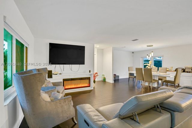 4720 Baldric St, Boca Raton, FL 33428