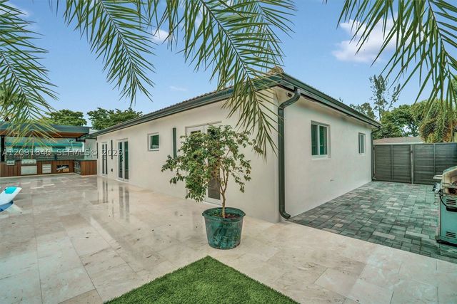 4720 Baldric St, Boca Raton, FL 33428