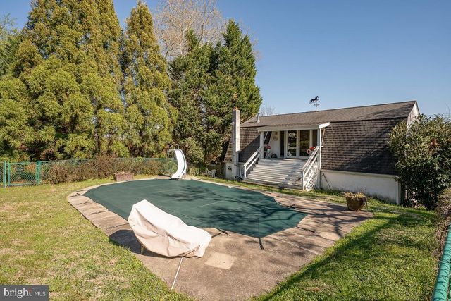 526 EGYPT RD, Phoenixville, PA 19460