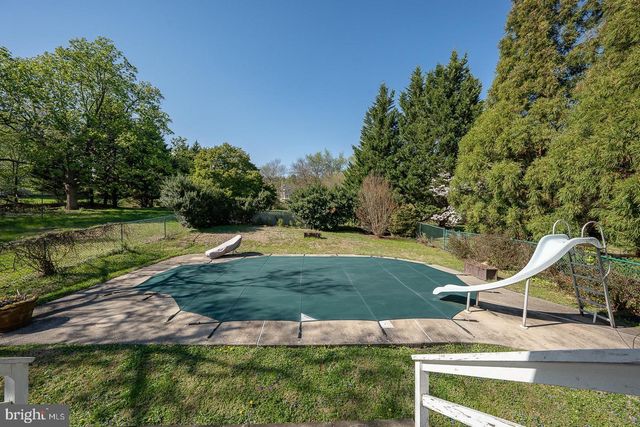 526 EGYPT RD, Phoenixville, PA 19460