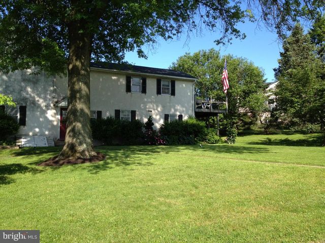 526 EGYPT RD, Phoenixville, PA 19460