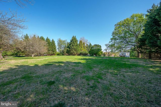 526 EGYPT RD, Phoenixville, PA 19460