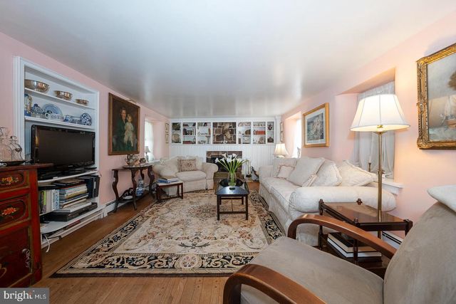 526 EGYPT RD, Phoenixville, PA 19460