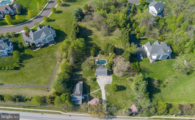 526 EGYPT RD, Phoenixville, PA 19460