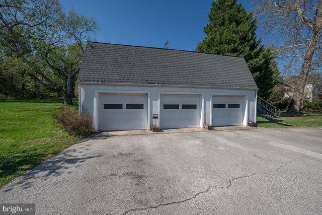 526 EGYPT RD, Phoenixville, PA 19460