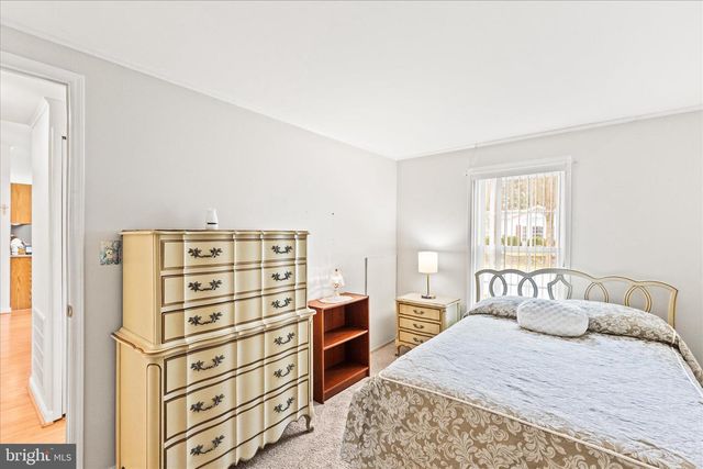 105 FROG POND HOLW, Abbottstown, PA 17301