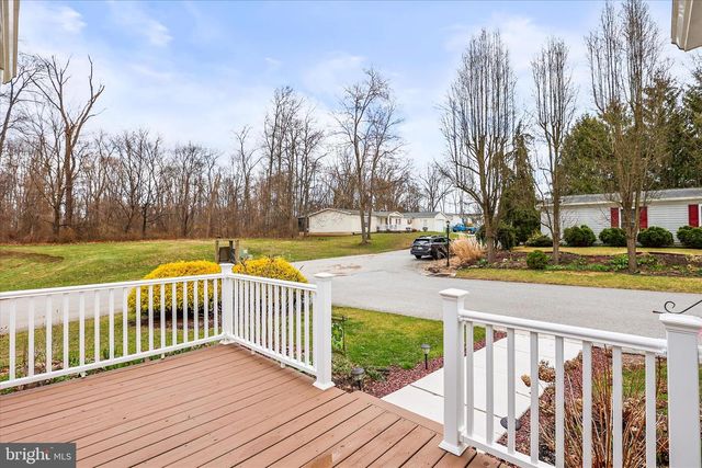 105 FROG POND HOLW, Abbottstown, PA 17301