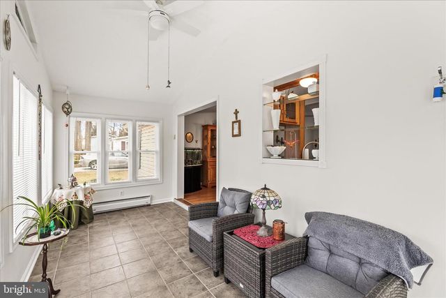 105 FROG POND HOLW, Abbottstown, PA 17301