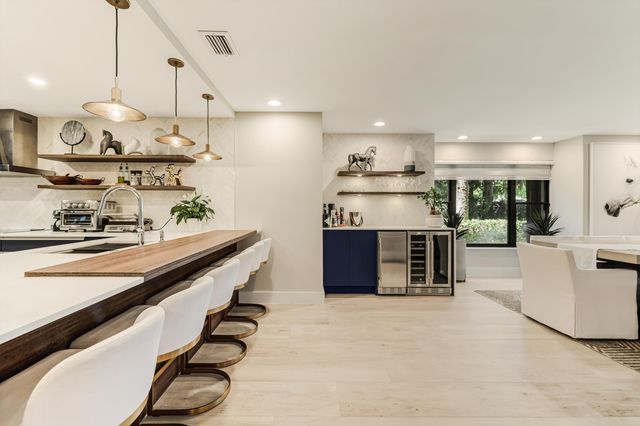 2835 Polo Island H103, Wellington, FL 33414