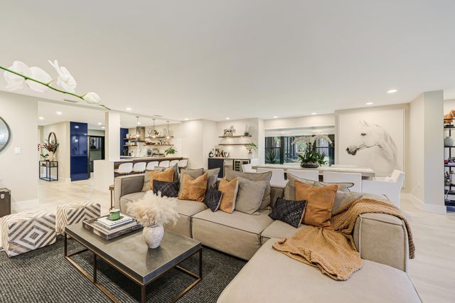 2835 Polo Island H103, Wellington, FL 33414