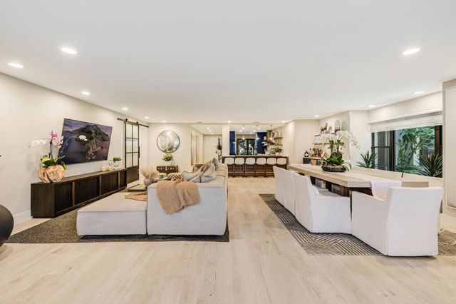 2835 Polo Island H103, Wellington, FL 33414