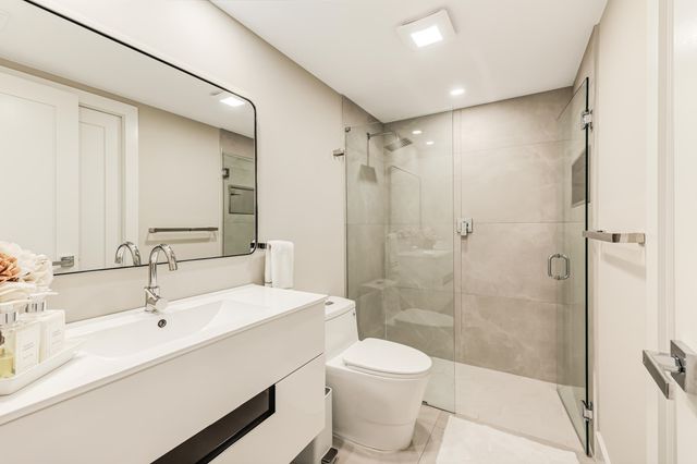 2835 Polo Island H103, Wellington, FL 33414