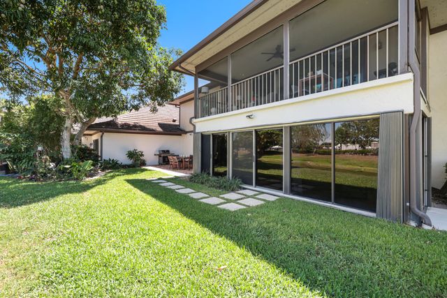 2835 Polo Island H103, Wellington, FL 33414