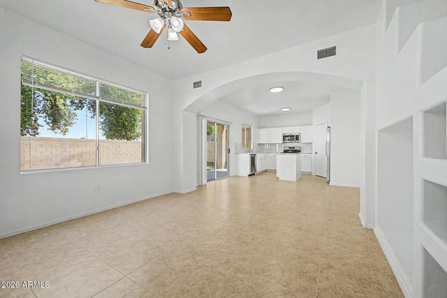 12010 W BELMONT Drive, Avondale, AZ 85323
