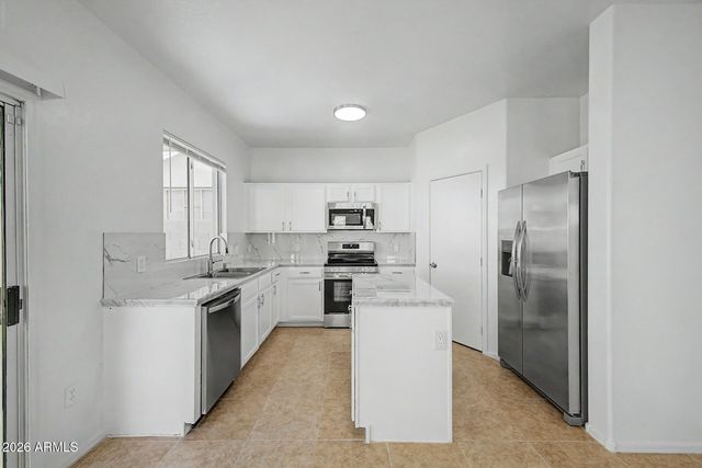 12010 W BELMONT Drive, Avondale, AZ 85323
