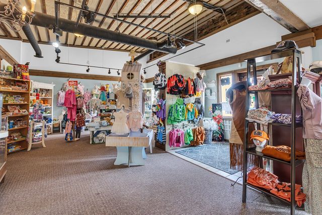 132 N Main Street, Brooklyn, MI 49230