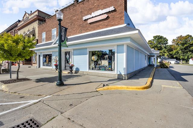 132 N Main Street, Brooklyn, MI 49230