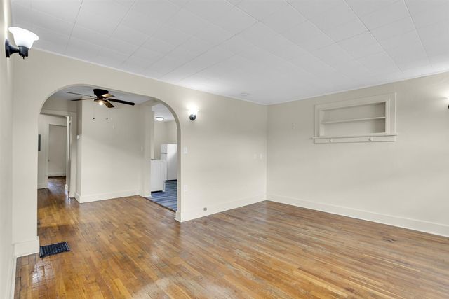 132 N Main Street, Brooklyn, MI 49230