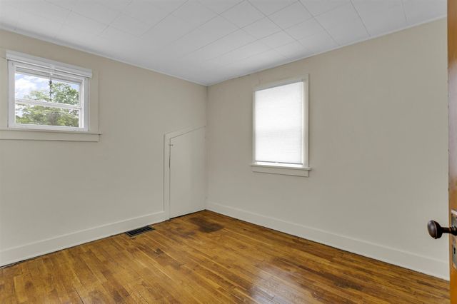 132 N Main Street, Brooklyn, MI 49230