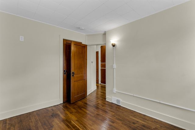 132 N Main Street, Brooklyn, MI 49230