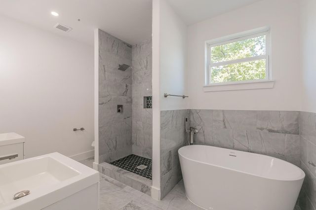 3908 Vilbig Road, Dallas, TX 75212
