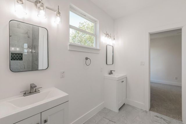 3908 Vilbig Road, Dallas, TX 75212