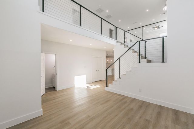 3908 Vilbig Road, Dallas, TX 75212