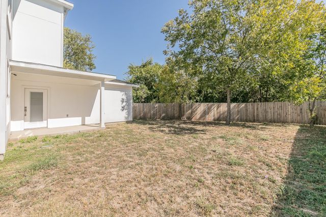 3908 Vilbig Road, Dallas, TX 75212