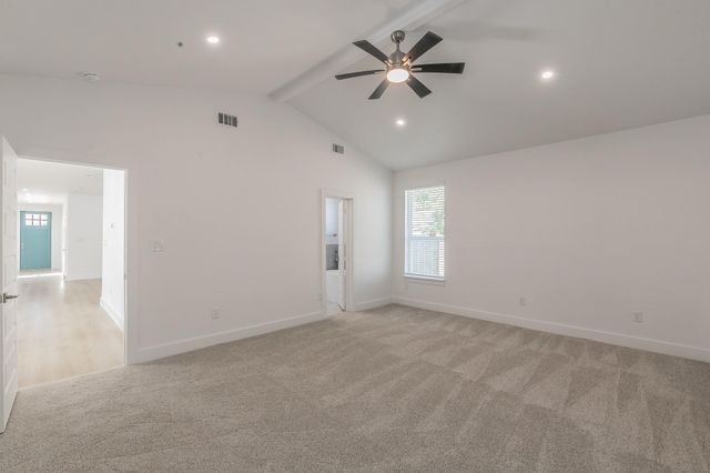 3908 Vilbig Road, Dallas, TX 75212