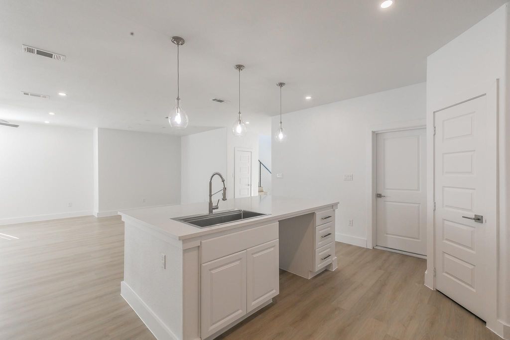 3908 Vilbig Road, Dallas, TX 75212 — photo 5