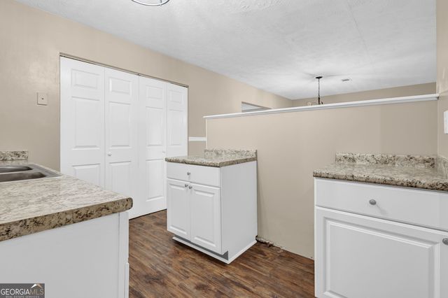 8997 Huntwood Lane, Riverdale, GA 30274