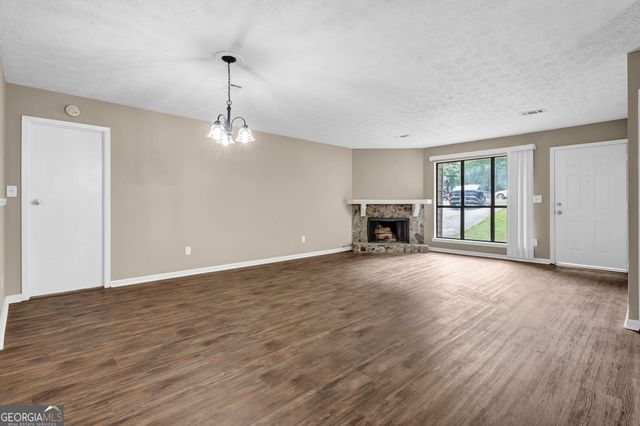 8997 Huntwood Lane, Riverdale, GA 30274