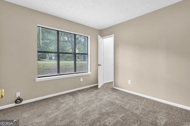 8997 Huntwood Lane, Riverdale, GA 30274