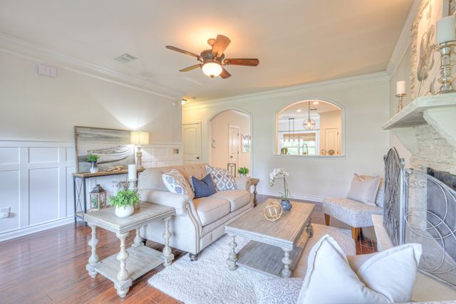 1008 Beverly Ln, Spring Hill, TN 37174