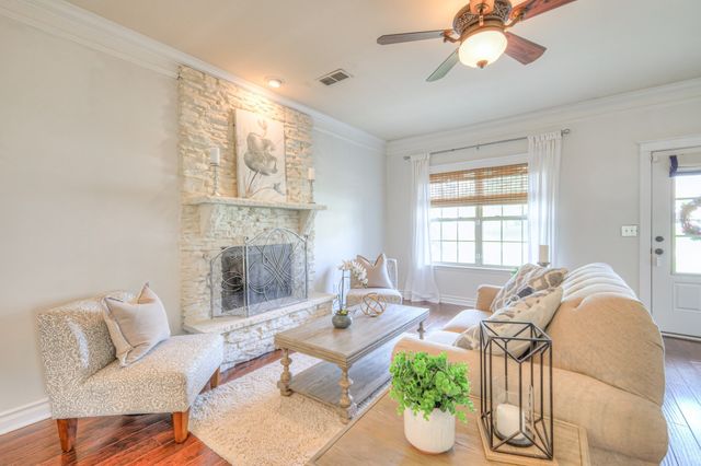 1008 Beverly Ln, Spring Hill, TN 37174
