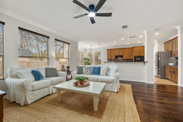 4223 Kingsburg DR, Round Rock, TX 78681