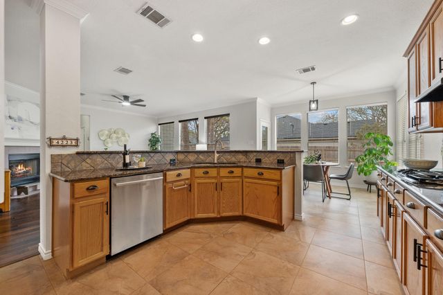 4223 Kingsburg DR, Round Rock, TX 78681