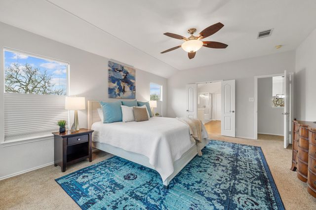 4223 Kingsburg DR, Round Rock, TX 78681