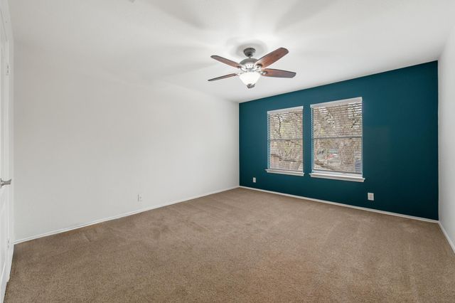 4223 Kingsburg DR, Round Rock, TX 78681