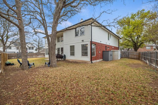 4223 Kingsburg DR, Round Rock, TX 78681